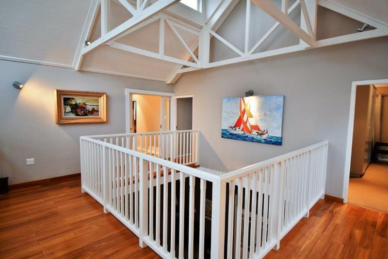 5 Bedroom Property for Sale in Hillcrest Western Cape